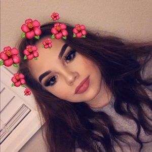 Meet your Posher, Kacey